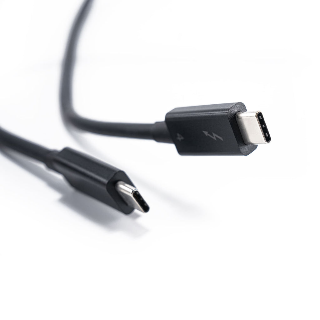 USB4 Type-C ケーブル（0.8m）